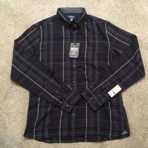 NWT Van Heusen Never Tuck Shirt